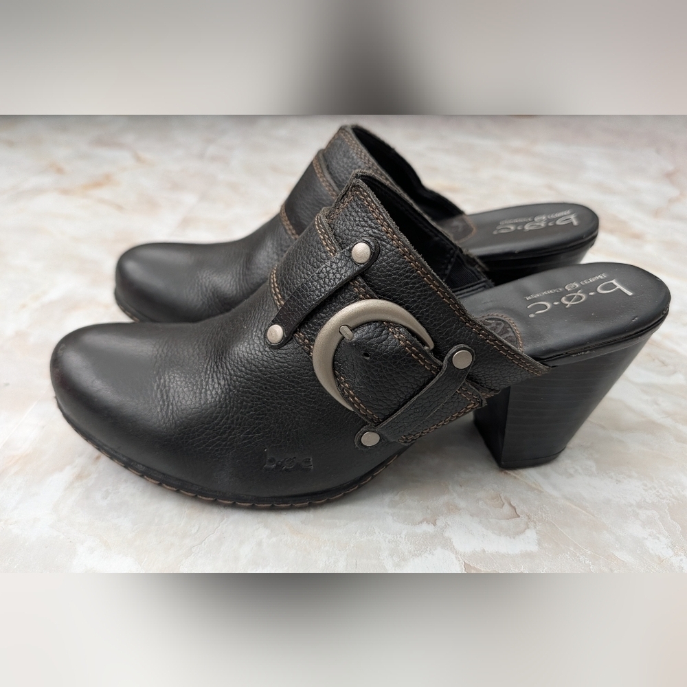 b.o.c Woman's Leather Buckle Slip-On Mules Size 8